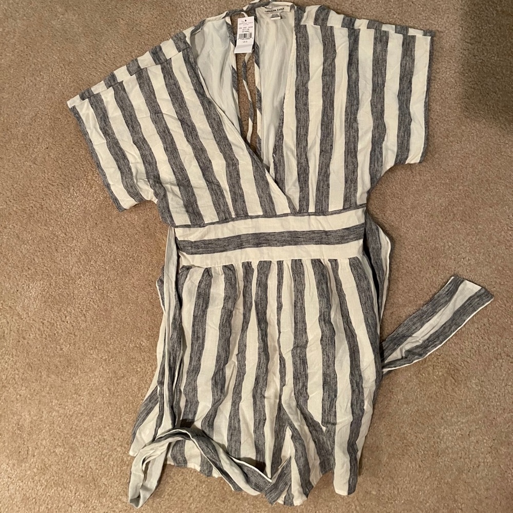 American Eagle romper